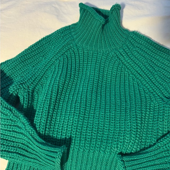 H&M green sweater size S - Picture 1 of 2